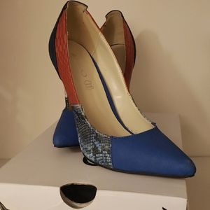 Aldo red white and blue size 8 pumps